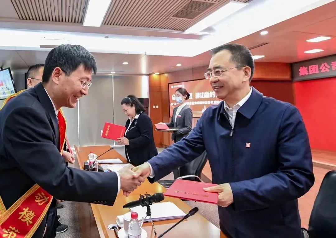 1682555513880033039.jpg 2.jpg