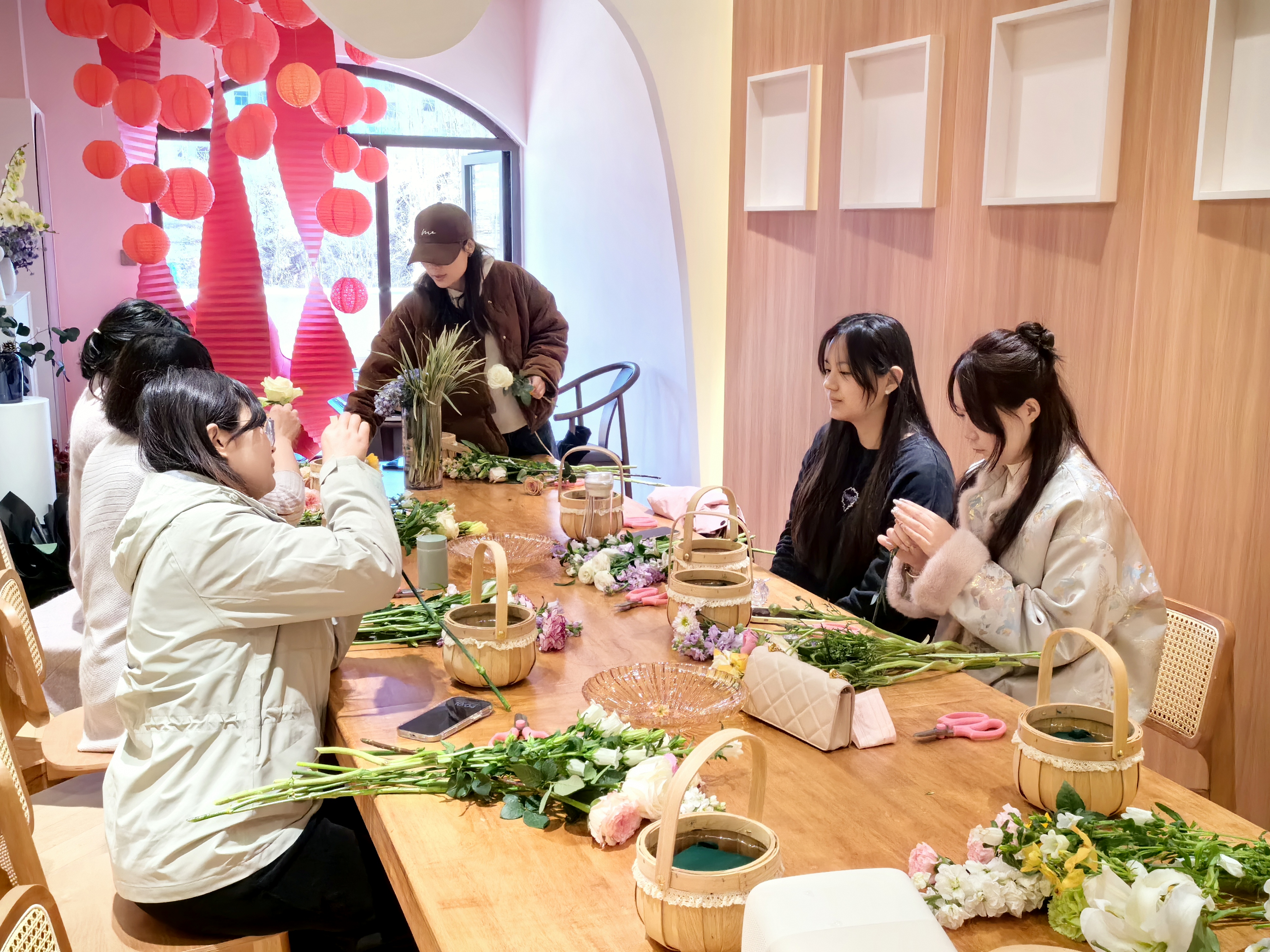 1709871272104037533.jpg 插花活动 (2).jpg