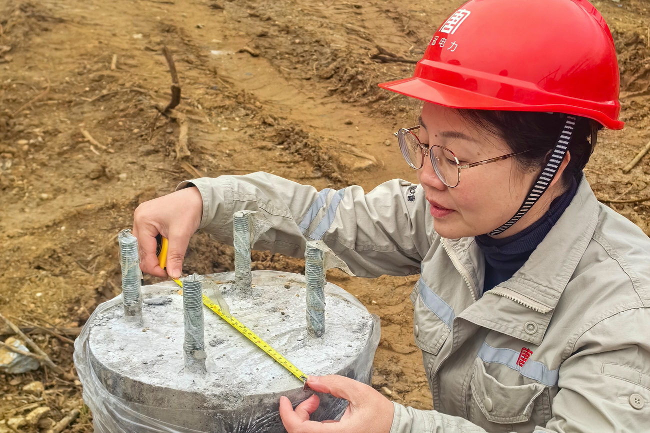 1710121913335074806.jpg 曾津平工作照1.jpg