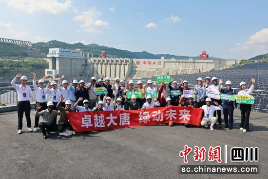 1727575607872046499.jpg 1727575607872046499.jpg